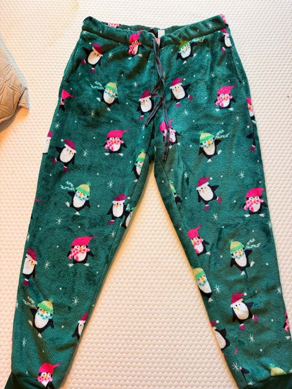 Joyspun Green Festive Penguin Snowflake Plush Fleece Pajama Pants